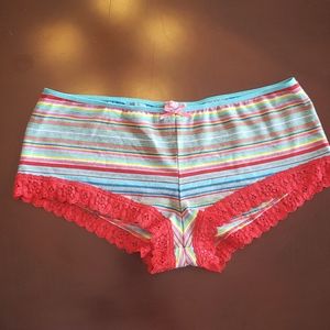 PINK Boyshorts